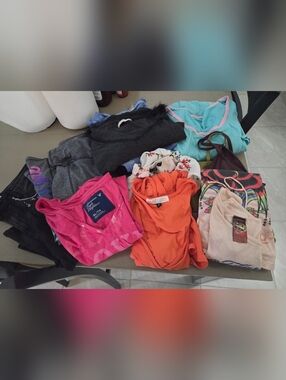 5 LB Reseller Clothes Lot, Diff Brands, Diff Sizes, EUC